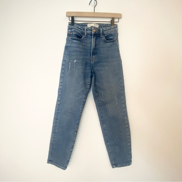 Stradivarius Mom Slim Jean Medium Wash size 4 - Picture 3 of 10